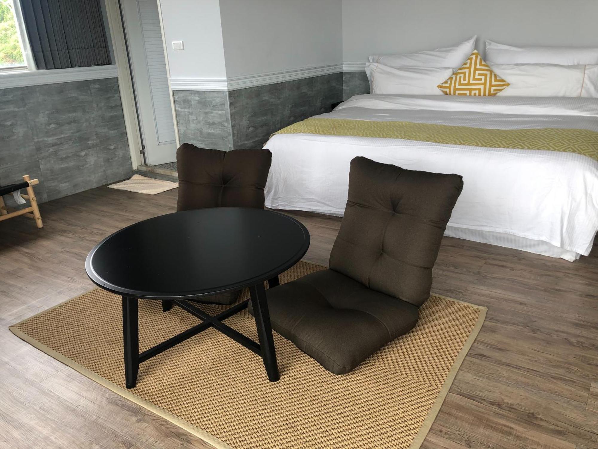 Chill Chill House Hotel Shimen ภายนอก รูปภาพ
